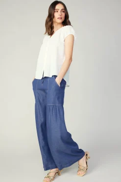 Buttoned Cotton Blouse