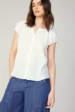 Buttoned Cotton Blouse