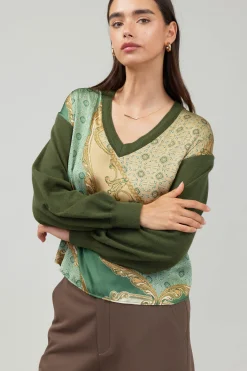 Contrast Print Sweater Top
