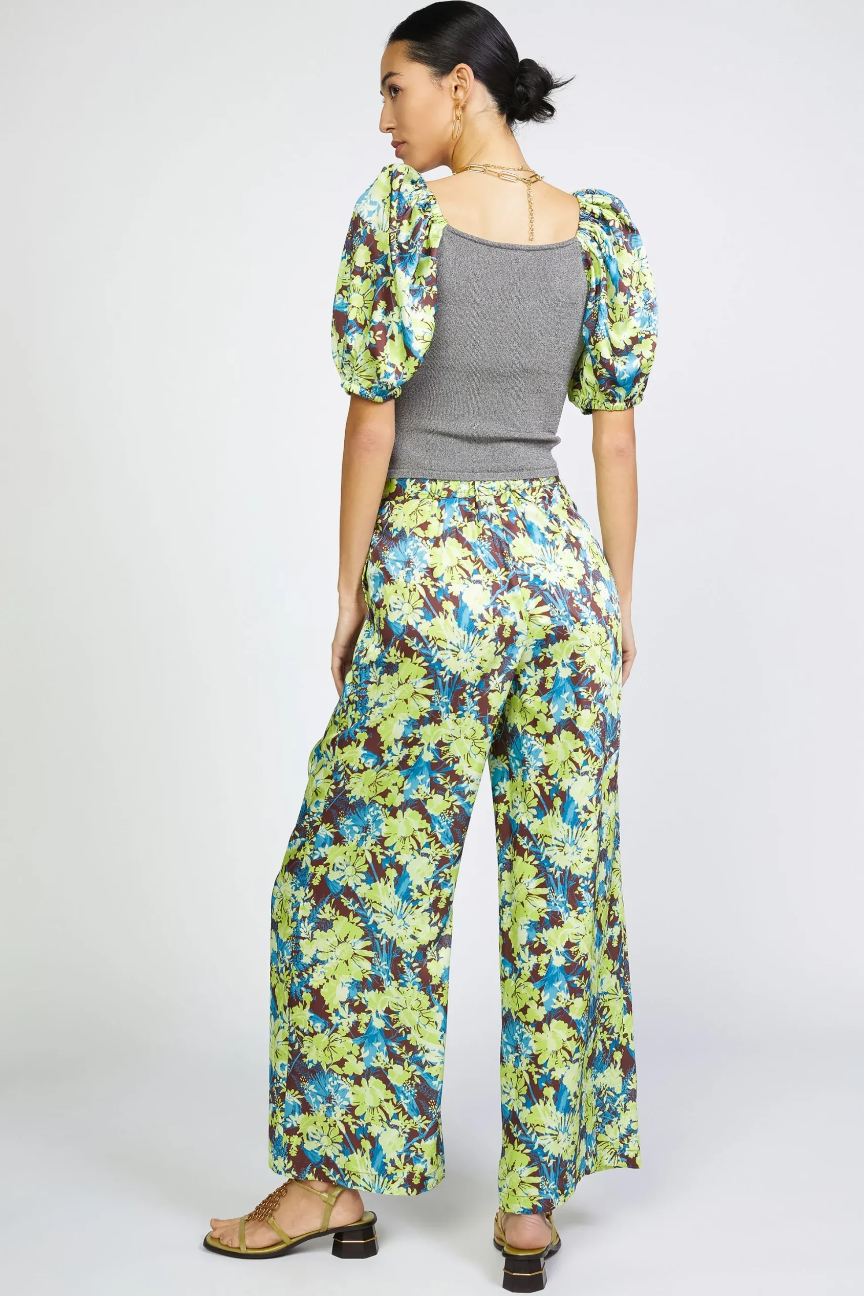 Contrast Sleeve Sweetheart Top