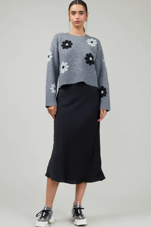 Daisy Embroidered Sweater