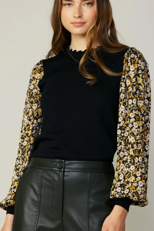 Floral Contrast Sweater Top