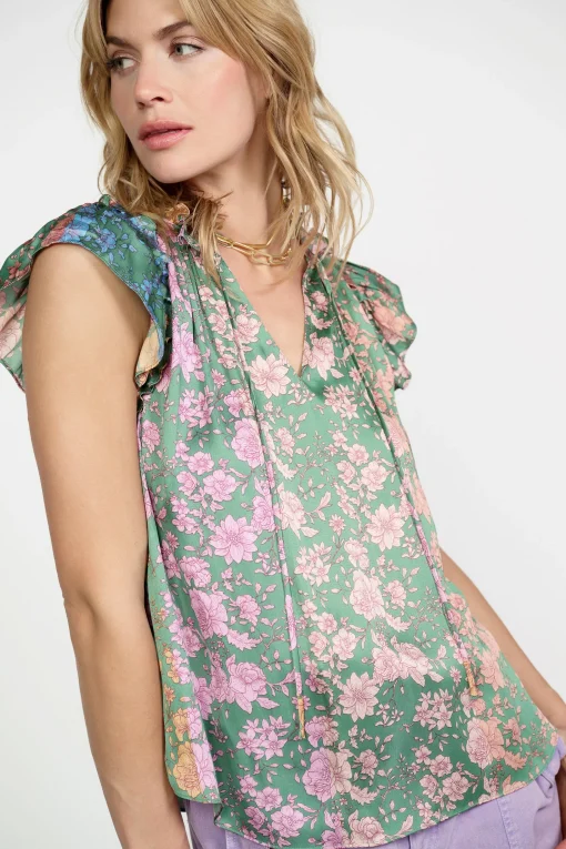 Floral Gradient Ruffled Blouse