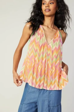 Gradient Chevron Tank
