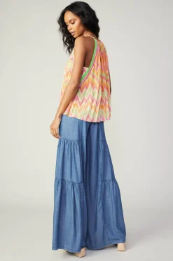 Gradient Chevron Tank