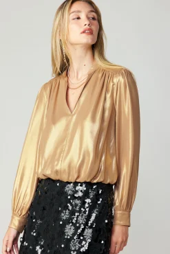 Metallic Bubble Hem Blouse