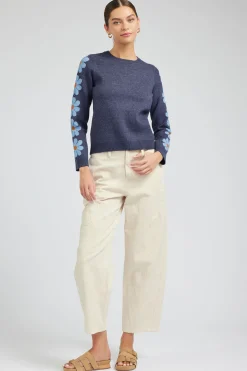 Retro Daisy Motif Sweater