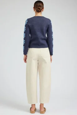 Retro Daisy Motif Sweater