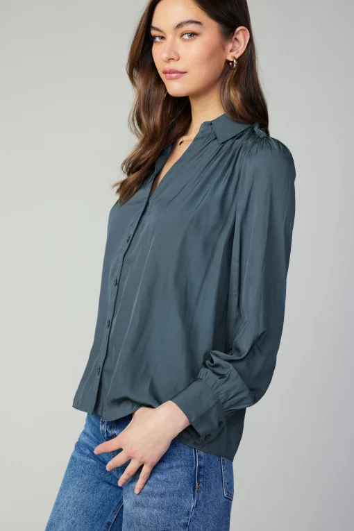 Split Neck Buttoned Shirt