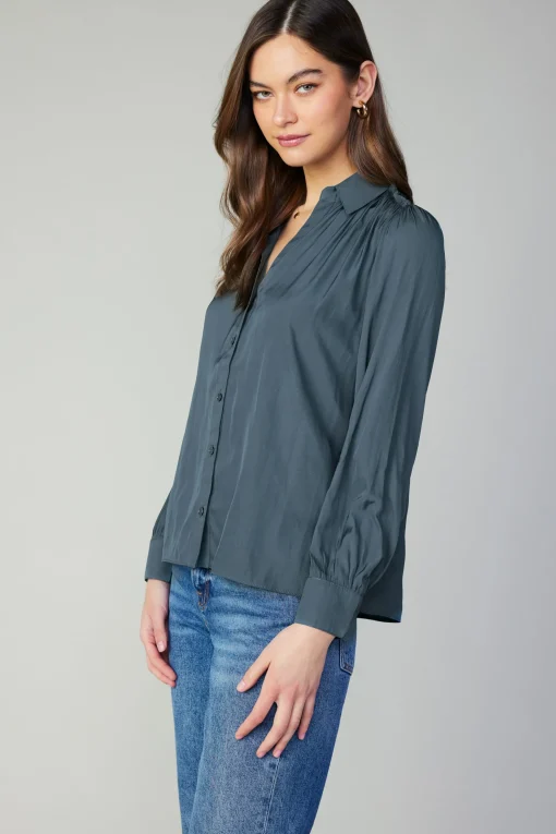 Split Neck Buttoned Shirt